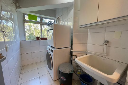 Cozinha de apartamento à venda com 2 quartos, 53m² em Jardim Arpoador, São Paulo
