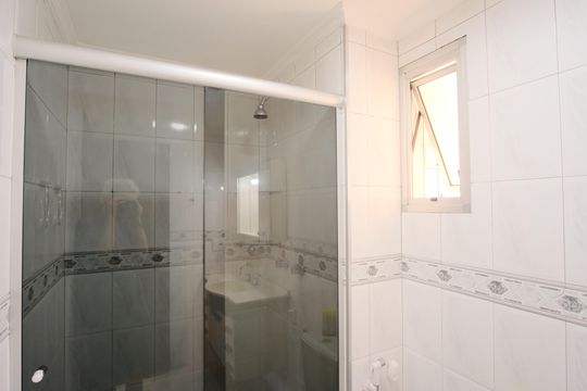 Banheiro de apartamento à venda com 3 quartos, 62m² em Chácara Califórnia, São Paulo