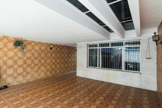 Garagem de casa à venda com 3 quartos, 178m² em Jardim Vila Galvao, Guarulhos