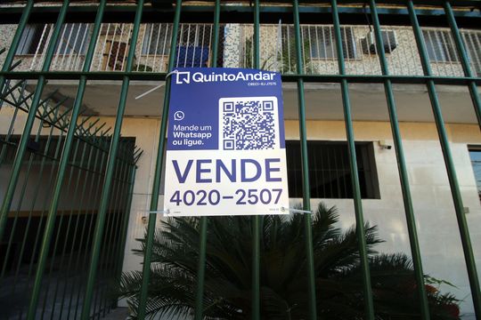 Placa de apartamento para alugar com 2 quartos, 64m² em Cordovil, Rio de Janeiro