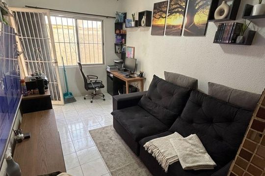 Sala de casa à venda com 2 quartos, 130m² em Campo Grande, Rio de Janeiro