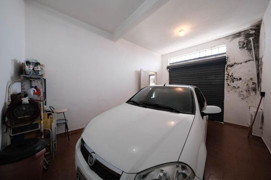 Garagem de casa à venda com 1 quarto, 120m² em Vila Mesquita, São Paulo