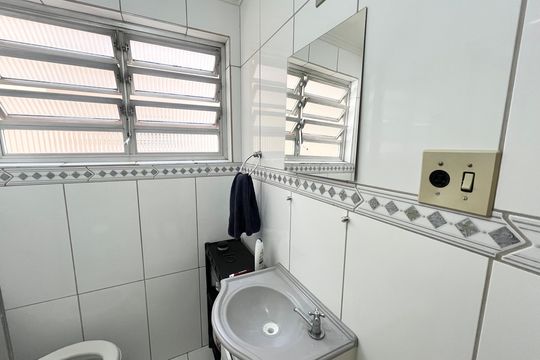 Banheiro de apartamento à venda com 1 quarto, 39m² em Jardim São Paulo, São Paulo
