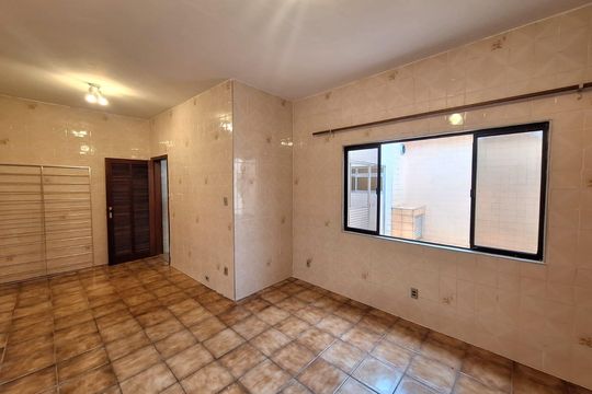 Sala de casa à venda com 3 quartos, 182m² em Planalto Paulista, São Paulo