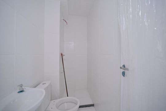 Banheiro de apartamento à venda com 2 quartos, 34m² em Vila Silvia, São Paulo