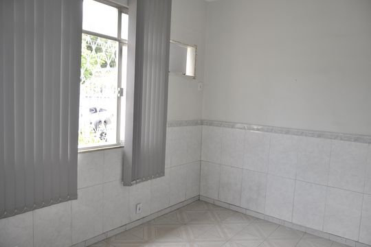 Casa de Condomínio à venda com 3 quartos, 155m² em Inhaúma, Rio de Janeiro