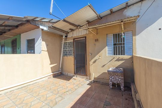 Pátio de casa para alugar com 2 quartos, 250m² em Mathias Velho, Canoas