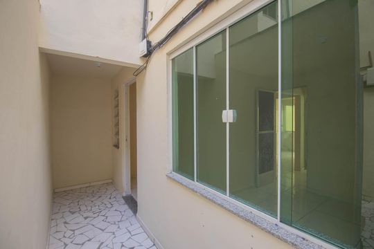 Quintal de casa de condomínio para alugar com 2 quartos, 65m² em Porto Novo, São Gonçalo