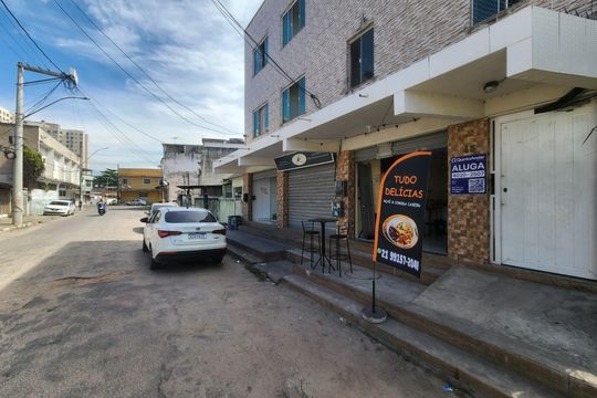 Fachada de casa de condomínio para alugar com 2 quartos, 65m² em Porto Novo, São Gonçalo