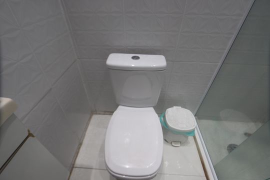 Banheiro de Baixo - Casa 2 de casa à venda com 4 quartos, 320m² em Vila Regente Feijó, São Paulo