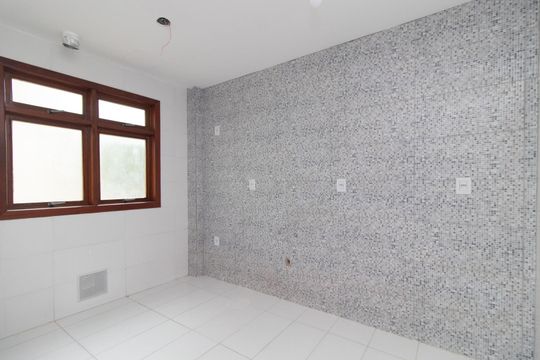 Cozinha de apartamento para alugar com 2 quartos, 200m² em Medianeira, Porto Alegre