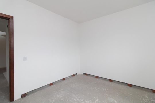 Quarto de apartamento para alugar com 2 quartos, 200m² em Medianeira, Porto Alegre