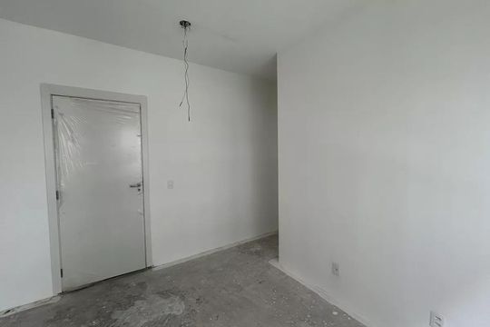 Sala de apartamento para alugar com 2 quartos, 39m² em Bonsucesso, Rio de Janeiro
