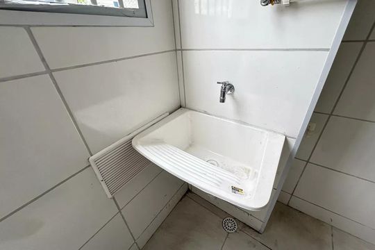 Área de serviço de apartamento para alugar com 2 quartos, 39m² em Bonsucesso, Rio de Janeiro