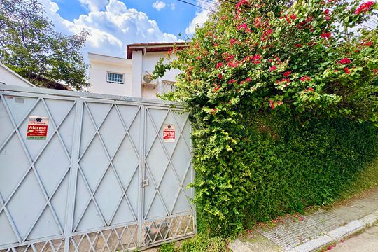 Casa à venda com 3 quartos, 150m² em Santo Amaro, São Paulo