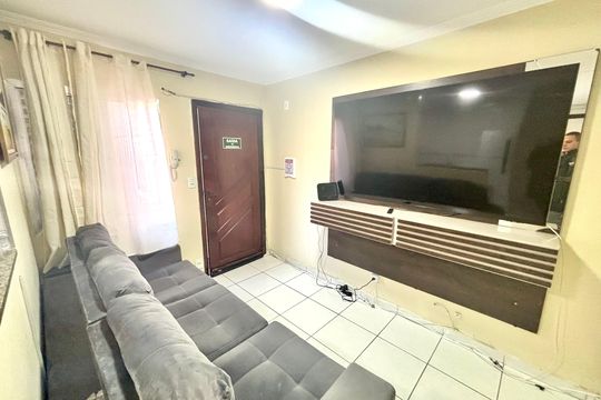 Sala de apartamento à venda com 2 quartos, 48m² em Conjunto Habitacional Padre Manoel da Nobrega, São Paulo