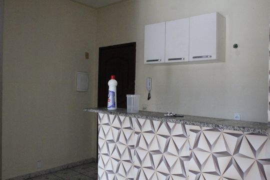 Cozinha de apartamento para alugar com 1 quarto, 55m² em Tanque, Rio de Janeiro