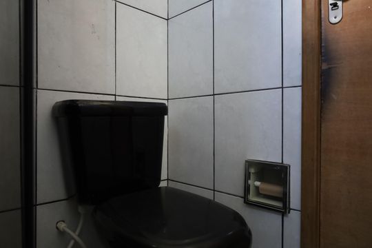 Banheiro de apartamento à venda com 2 quartos, 52m² em Itaquera, São Paulo