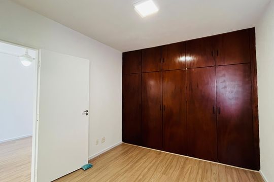 Apartamento à venda com 1 quarto, 43m² em Vila Lidia, Campinas