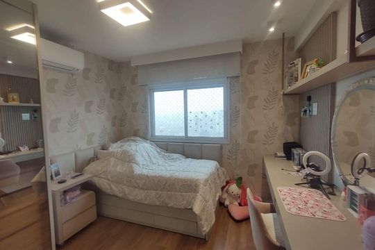 Apartamento à venda com 3 quartos, 165m² em Vila Regente Feijó, São Paulo