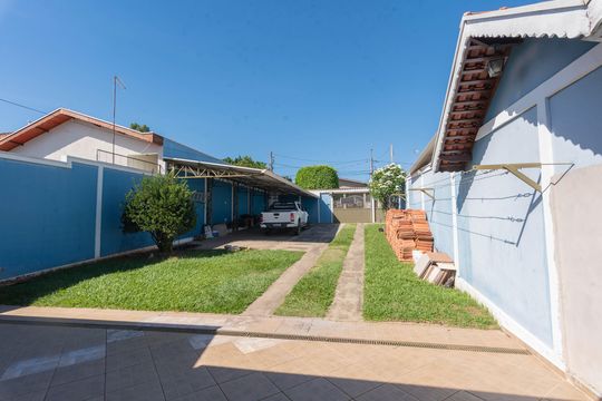 Quintal de casa à venda com 3 quartos, 400m² em Jardim Paraíso de Viracopos, Campinas