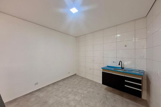 Cozinha de apartamento para alugar com 1 quarto, 60m² em Jardim Casablanca, São Paulo
