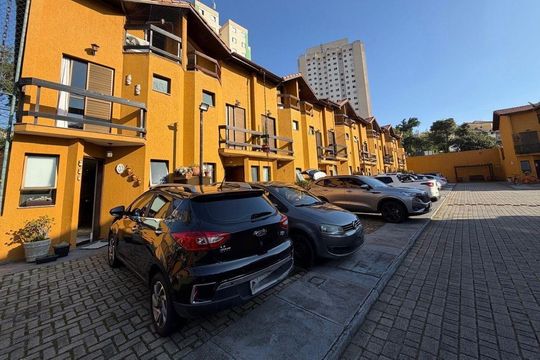 Garagem de casa de condomínio à venda com 3 quartos, 92m² em Cidade Líder, São Paulo