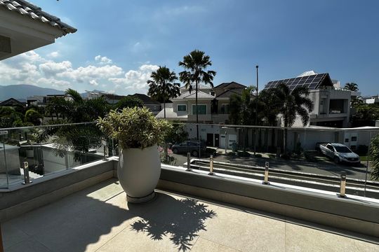 Varanda da Suíte de casa de condomínio à venda com 4 quartos, 400m² em Vargem Grande, Rio de Janeiro