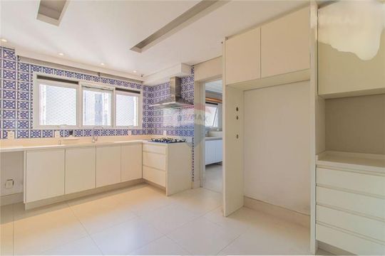 Apartamento à venda com 3 quartos, 258m² em Cidade Monções, São Paulo
