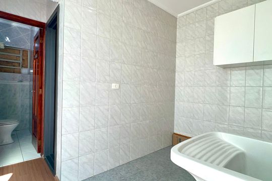 Área de Serviço de casa para alugar com 3 quartos, 240m² em Vila Madalena, São Paulo