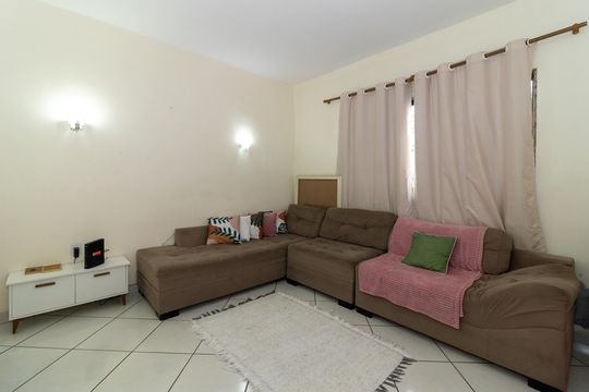 Casa à venda com 3 quartos, 330m² em Realengo, Rio de Janeiro