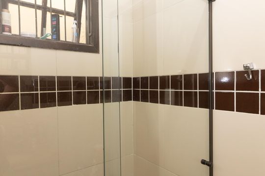 Banheiro da Suíte 2 de casa à venda com 3 quartos, 330m² em Realengo, Rio de Janeiro