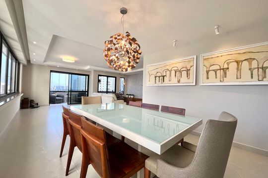 Sala de apartamento à venda com 3 quartos, 180m² em Vila Alexandria, São Paulo