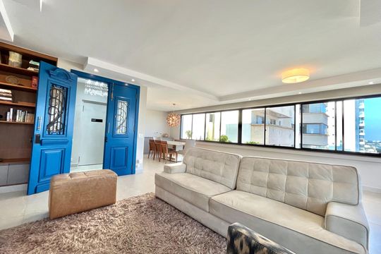 Sala de apartamento à venda com 3 quartos, 180m² em Vila Alexandria, São Paulo
