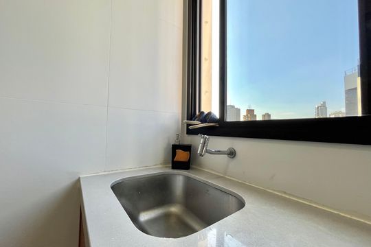 Área de Serviço de apartamento à venda com 3 quartos, 180m² em Vila Alexandria, São Paulo