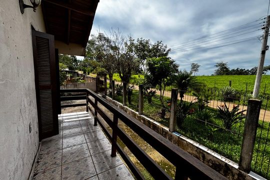 Casa para alugar com 3 quartos, 416m² em Sítio São José, Viamão