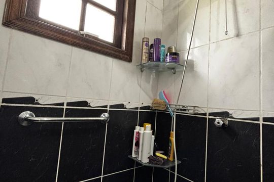 Casa para alugar com 3 quartos, 416m² em Sítio São José, Viamão
