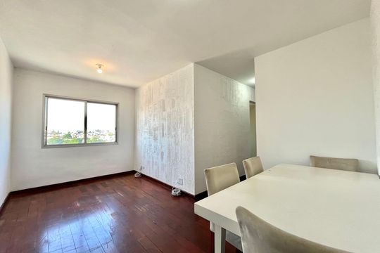 Sala de apartamento à venda com 2 quartos, 60m² em Cupecê, São Paulo