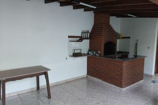 Casa à venda com 3 quartos, 400m² em Parque das Nações, Santo André