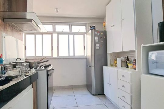 Apartamento à venda com 3 quartos, 85m² em Calafate, Belo Horizonte