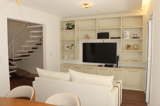 Casa de Condomínio para alugar com 3 quartos, 103m² em Caiapia, Cotia