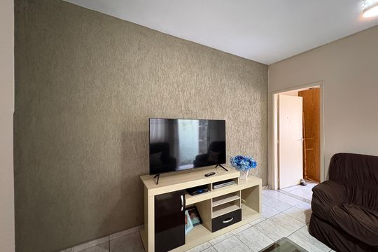 Sala de casa à venda com 2 quartos, 180m² em Vila Siqueira (zona Norte), São Paulo
