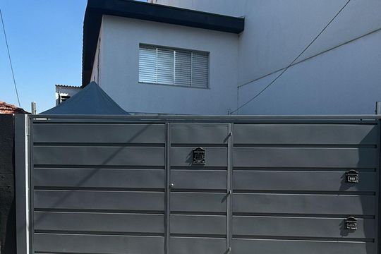 Casa à venda com 2 quartos, 180m² em Jaguará, São Paulo