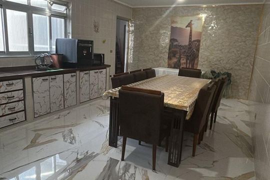 Cozinha de casa à venda com 2 quartos, 180m² em Jaguará, São Paulo
