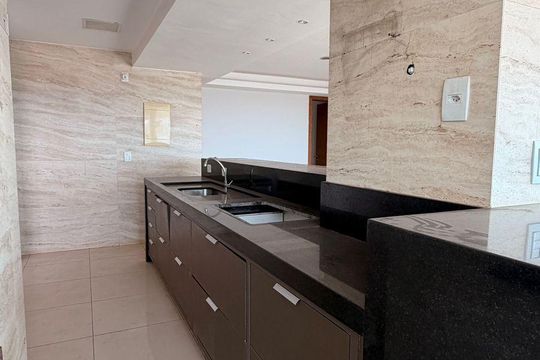 Cozinha de apartamento à venda com 3 quartos, 109m² em Residencial Granville, Goiânia