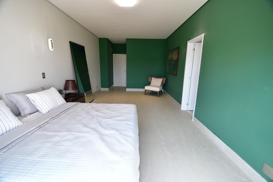Quarto 3 - Suíte de casa de condomínio à venda com 3 quartos, 423m² em Lot. Residencial Arborais, Campinas