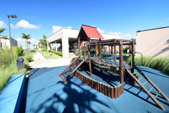 Área comum - Playground de casa de condomínio à venda com 3 quartos, 423m² em Lot. Residencial Arborais, Campinas
