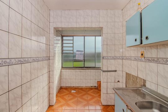 Cozinha e Área de Serviço de apartamento para alugar com 1 quarto, 48m² em Rubem Berta, Porto Alegre