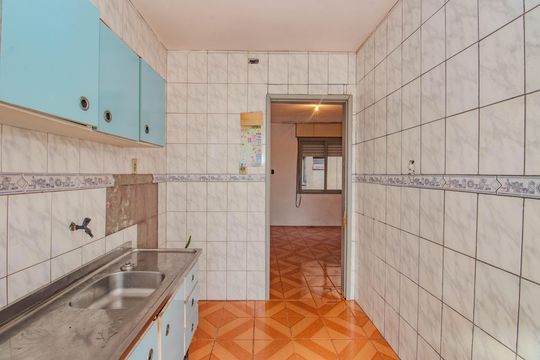 Cozinha e Área de Serviço de apartamento para alugar com 1 quarto, 48m² em Rubem Berta, Porto Alegre
