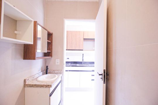Banheiro de kitnet/studio para alugar com 1 quarto, 17m² em Santana, São Paulo